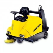 KARCHER RIDE ON SWEEPER